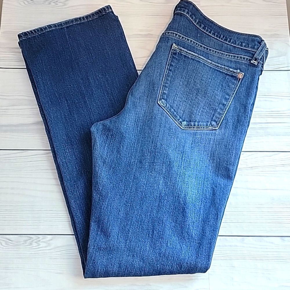 The Flirt by Old Navy boot cut blue denim jeans Women's Size 14L